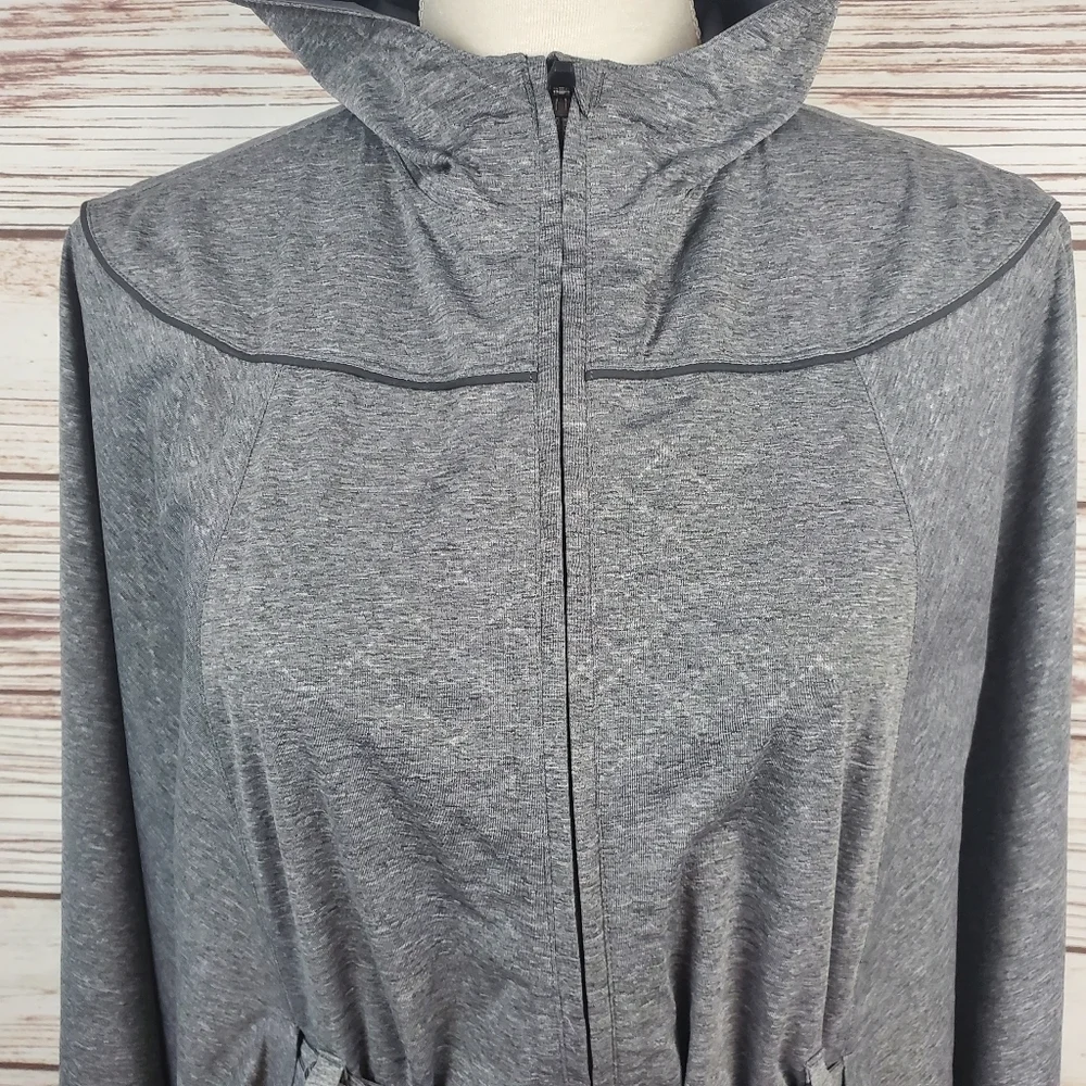 M by Novara Womens S/M Gray Cycling Hooded Cape Rain Jacket Poncho